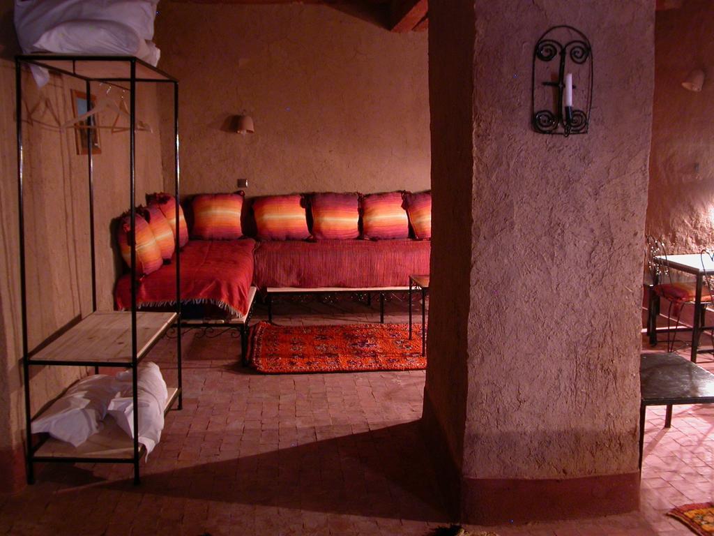 Gite Elkhorbat Tinejdad エクステリア 写真